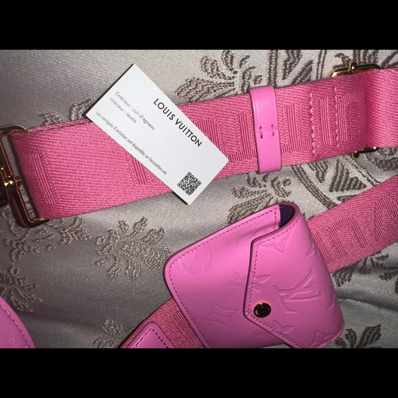 Louis Vuitton - Rose Utility Handbag/Crossbody - Picture 10 of 17